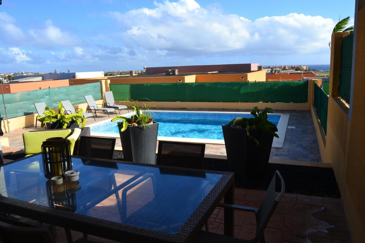 Golf Las Salinas Villa Carlotta With Private Heated Pool With Additional Cost Caleta De Fuste Exterior photo